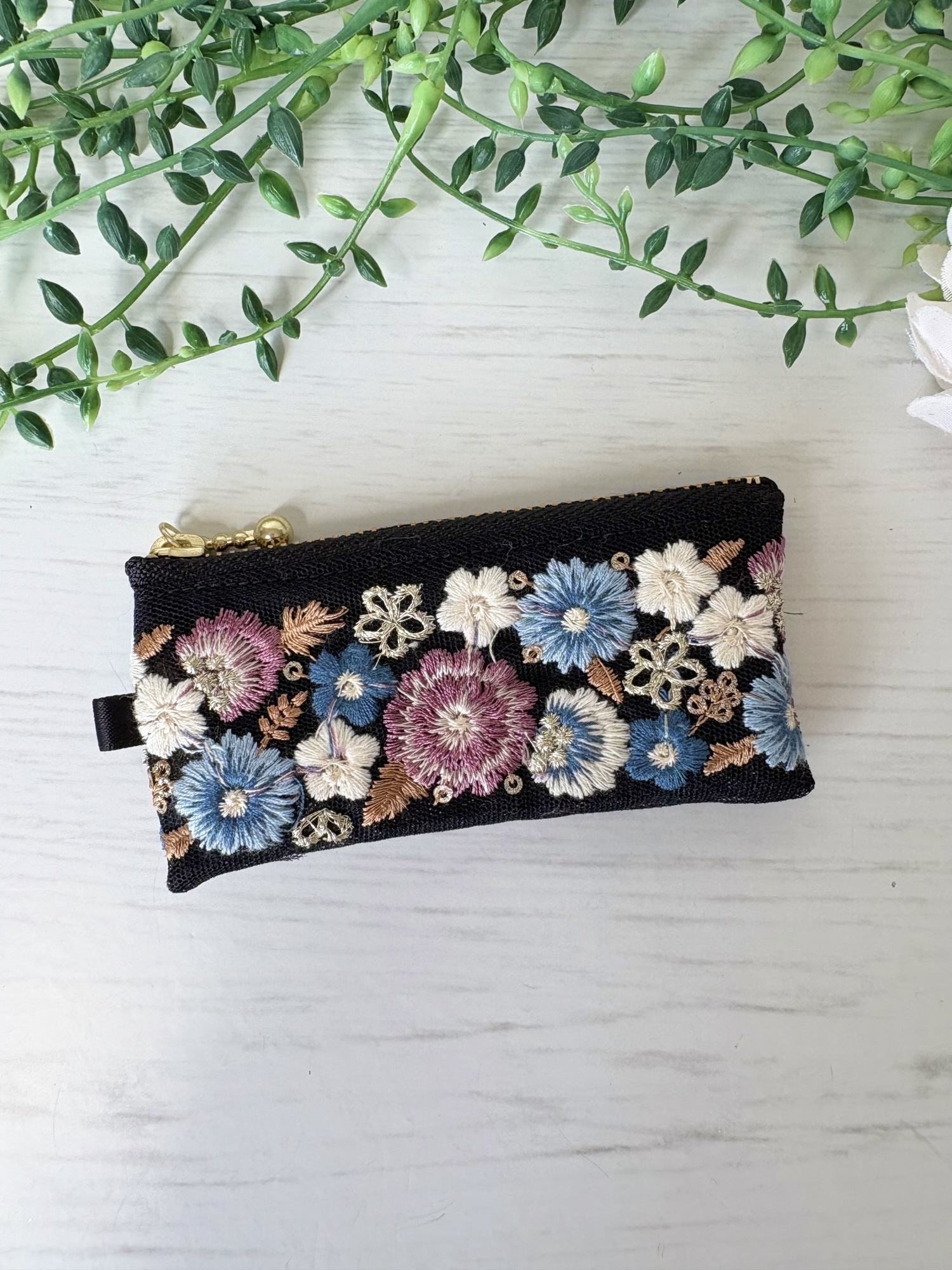 印鑑・リップサイズ・インド刺繍リボンフラットポーチミニ - 手作り