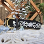 ꕥすっぽ抜け防止設計➕224kg耐荷重の強度で安心ꕥ 夜空に咲く白花のように、静かに華やぐクラシカルな首輪