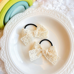 🥨《2個セット》刺繍リボンヘアゴム　ミニベビーサイズ　/   リボン　りぼん　髪ゴム　ヘアゴム　小花柄　お花柄　韓国レース　韓国リボン　刺繍レース　刺繍リボン　ハンドメイド　姉妹おそろい　姉妹お揃い