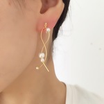 spiral３　ピアス／イヤリング