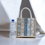 【お気に入り数No.1】インド刺繍リボンのジュートバッグ/ブルー×ホワイト系/かごバッグ/エコバッグ/サブバッグ/キラキラ系/花柄