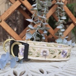 【現品限り】ꕥすっぽ抜け防止設計➕224kg耐荷重の強度で安心ꕥ 落ち着いた可憐さをまとう、花咲くナチュラルカラーの首輪