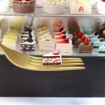 ミニチュアスイーツ　21. ショコラフレーズ