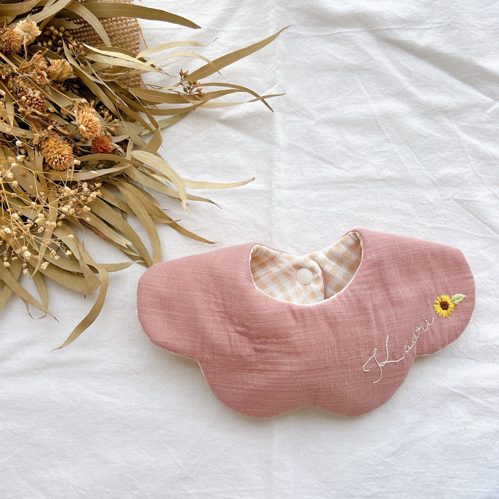名入れ刺繍スタイ ジンベイザメ - nanairo | minne byGMOペパボ 国内