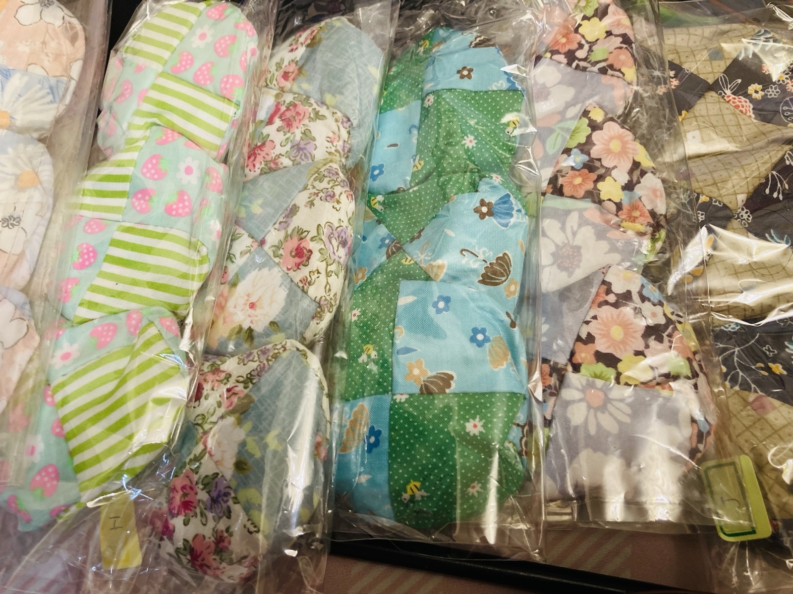 Pinksさん☆ピンクス☆食卓を彩るおしゃれ可愛いコースター4点セット