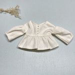 単品　アイボリー　ふんわり袖のギャザートップス　服　22cmドール