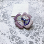 紫の花 ビーズ刺繍ブローチ