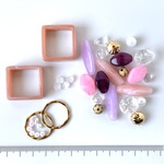 *1点限定* /ビーズ アソート/ ハンドメイド パーツ ビーズ アクリル 素材 ピアス イヤリング  デザインリング スクエアパーツ ピンク系 a-79