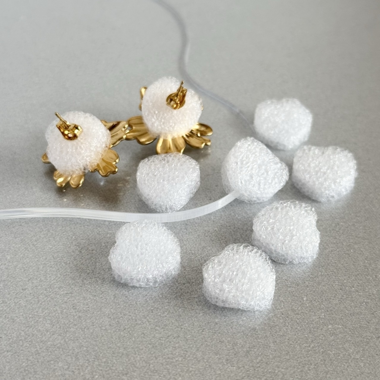 488)［クッション材］ピアスポストカバー（12×5mm・10個） / ピアス 