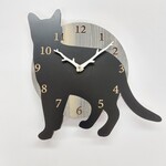 【期間限定値下げ3000円引き】【文字入れ】ねこちゃん はみ出し壁掛け時計 猫3　黒 静音壁掛け時計