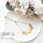 手描きとワイヤーディップフラワーのブレスレット～デイジーイエロー～　細身　華奢　ボール