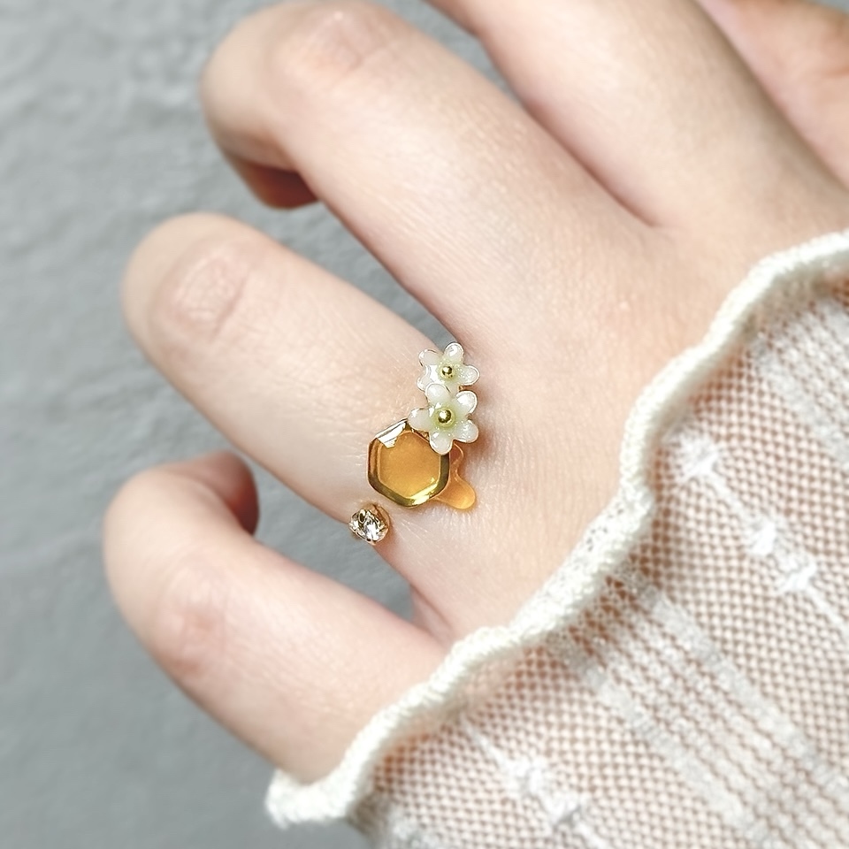 1つだけ！ドーム リング ジュエリー ハンドメイド作品 まるでスノードーム。幻想的な風景が作り出されたハンドメイド指輪