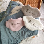 shop リニューアル記念⑅⃛
3枚ご購入で1枚プレゼントプレゼント✩.*˚ leaf刺繍 日本製 ぽこぽこガーゼ  muji ☁︎ スタイ