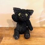 おめめがキュルン♪な黒猫　ぬいねこ