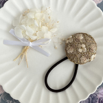 インド刺繍リボンのくるみボタンヘアゴム（ベージュ）