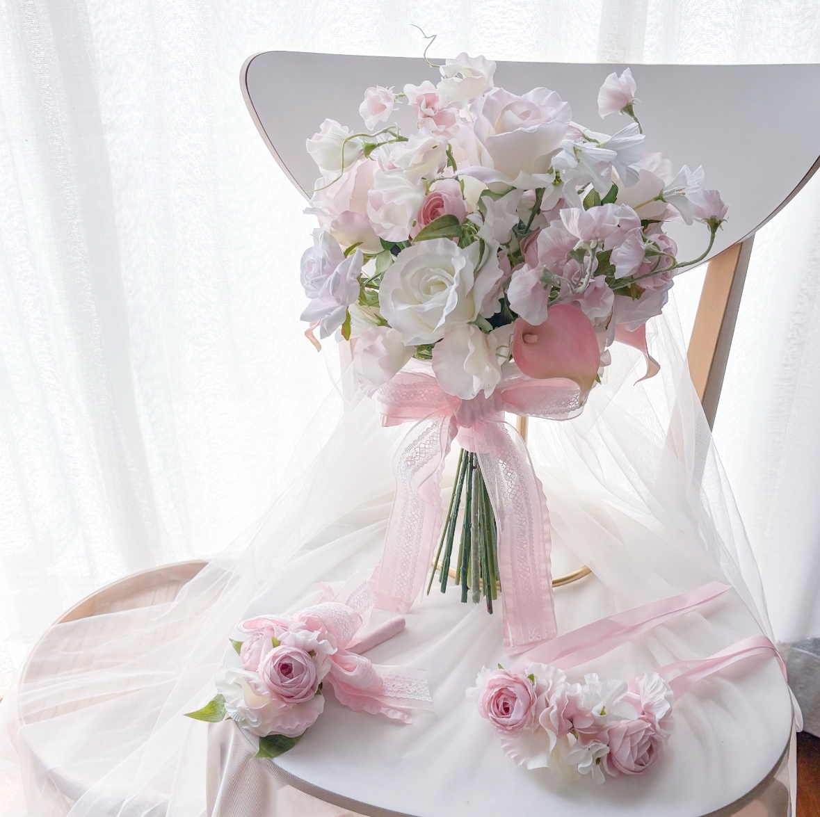 【見た目が本物すぎる！】高級造花　ピンク　バレリーナブーケ　アートフラワー⁂ 見た目が本物すぎる！】高級造花 ピンク バレリーナブーケ
