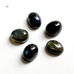 宝石質ブラックラブラドライトAAA-　オーバル　カボション8×6mm  1粒  天然石パーツ販売