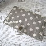 ✴再々…販✴【受注製作】手書き風ﾄﾞｯﾄが可愛い♡グレーマスクケース♪（小ｻｲｽﾞ）