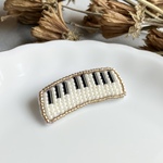 ピアノ　ビーズ刺繍ブローチ/ヘアゴム　ゴールド