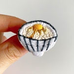 卵かけご飯 手刺繍ブローチ