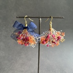 【オーガンジーリボン】オレンジ×ピンク×かすみそう　ドライフラワー　ピアス・イヤリング ウェディング