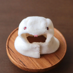 ヘビポンチョ(ミルク) B品