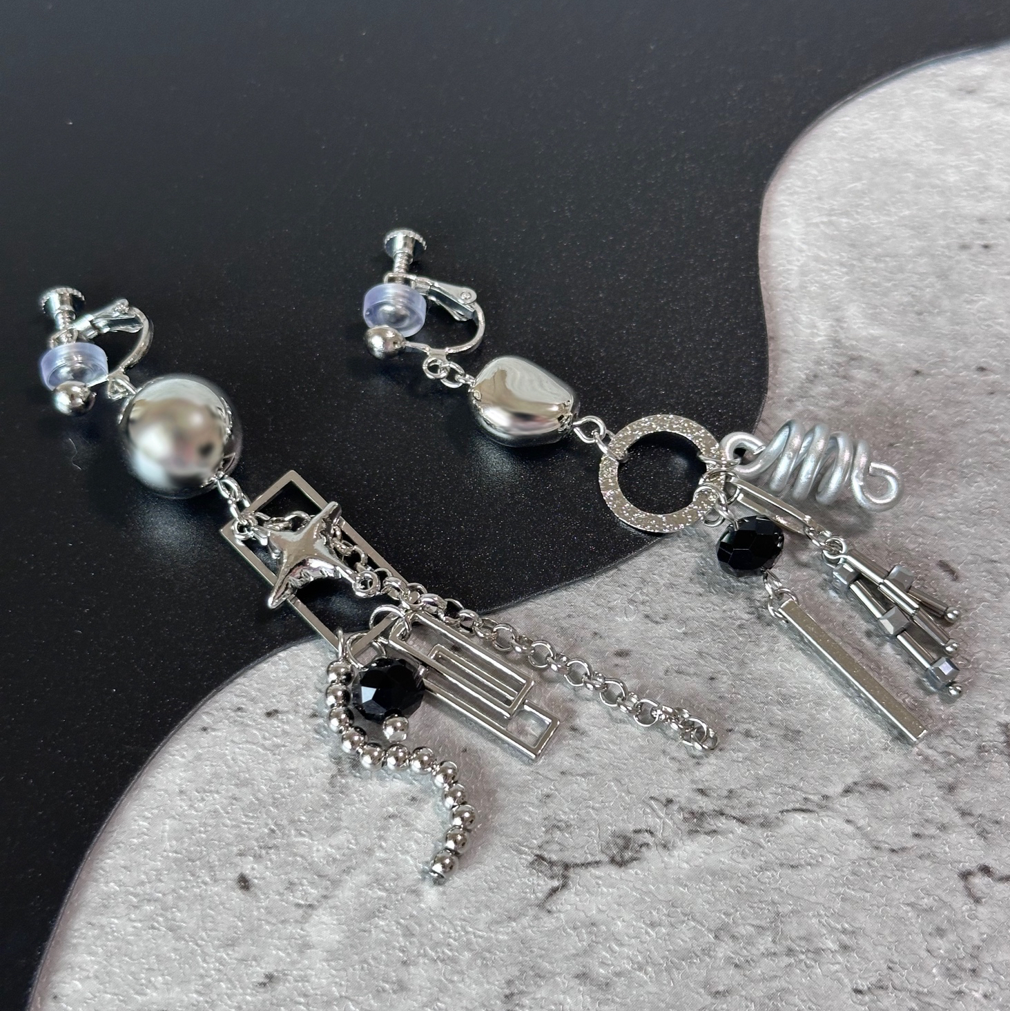 ピアス ハンドメイド 204【ニーマルヨン】 - 作品一覧 | minne 国内最大級の