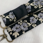 ショルダーストラップ　スマホショルダー　インド刺繍リボン　【送料込み】ブラック　ブルー