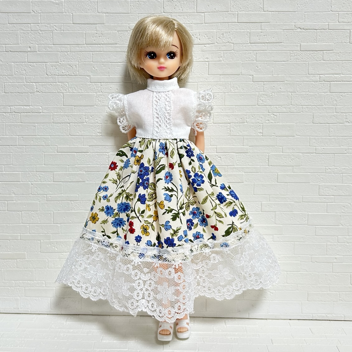 リカちゃんドレス 水色×白 - MIRYI'S GALLERY | minne 国内最大