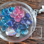 紫陽花と宝石のキーホルダー～花飴～（key ring of Samples of the world fragments〜flower candy〜）