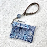 両面使えるパスケース/サナルイーズ/リバティ生地使用/リールストラップ付き二枚パスケース/ラミネート