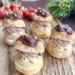 KUMA(ショコラ)プチシュークリームcharm🧸🍫🍓