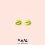 neon yellow LIP (small) ピアス/イヤリング