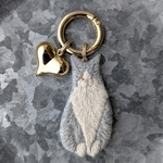 ▫ハチワレグレー▫媚びない猫の手刺繍バッグチャーム＆キーホルダー
