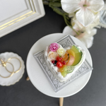 フルーツたっぷりミニチュアハートのケーキ♡🎂✨　No.417