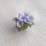 あじさいの帯留　《 額の花 ・ 紫 》