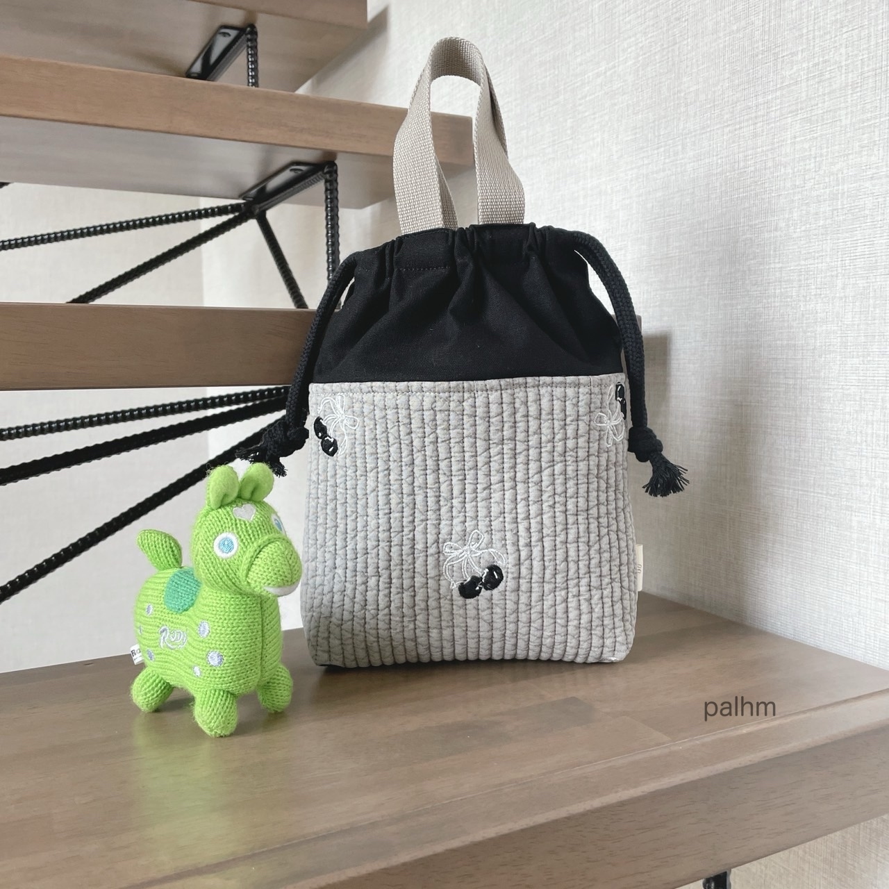 クマの刺繍のがま口（お風呂） - PALHM'S GALLERY | minne 国内