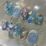 クリアな水色のうるうる宝石ネイルチップ💍💎
