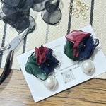 【あけみ様専用】❤️💙💚3色シフォンフラワーと雪だるまコットンパールピアス
