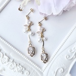 蝶と揺れるフラワー ピアス/イヤリング