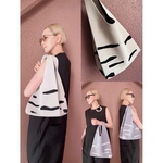 RATA❤️2色有❤️オリジナルニットbag❤️出し入れしやすい底板入り❤️大人モードな日にも❤️Ivory＆Gray