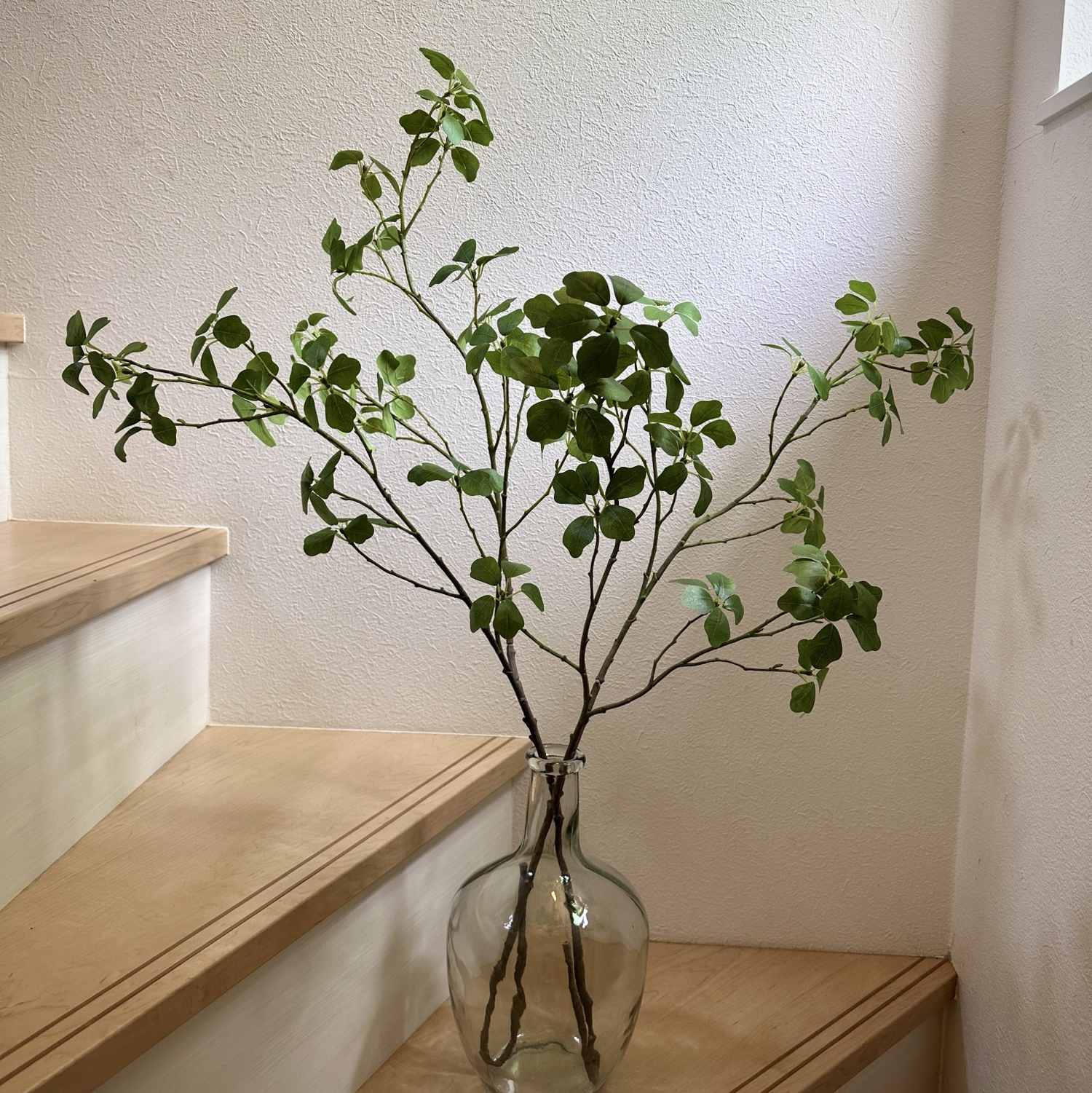 フェイクグリーン　ユーカリ　125cm　バークチップ付き　人工観葉植物 d50bcc22bb1fac157cf1b87e804fee