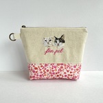 3suke様オーダー品☆犬の手刺繍の化粧ポーチ