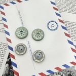 *88 フランス　ヴィンテージボタン　19-22mm×4個 