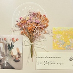 スマホにbouquet*･゜ﾟ･*:.｡.. OR🍊pink🍑のかすみ草のブーケ　韓国　インナーシート（ランダム）