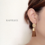 タッセルピアス