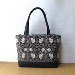 ウイリアムモリス　ラミネート　ショルダートートバッグ　A4サイズ（ピンパーネル）