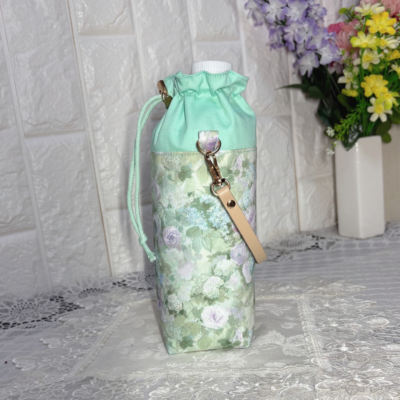 ペットボトルカバー　ハムステッドサマー　04P ハンドメイド ペットボトルカバー ハムステッドサマー 04P ハンドメイドの通販 by