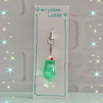💚ミニチュアクリームソーダキーホルダー🤍