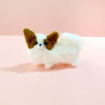 【キーホルダー変更可】パピヨンモデルの小さなぬいぐるみ　自立型　小型犬　わんこ　ミニチュア　No.27